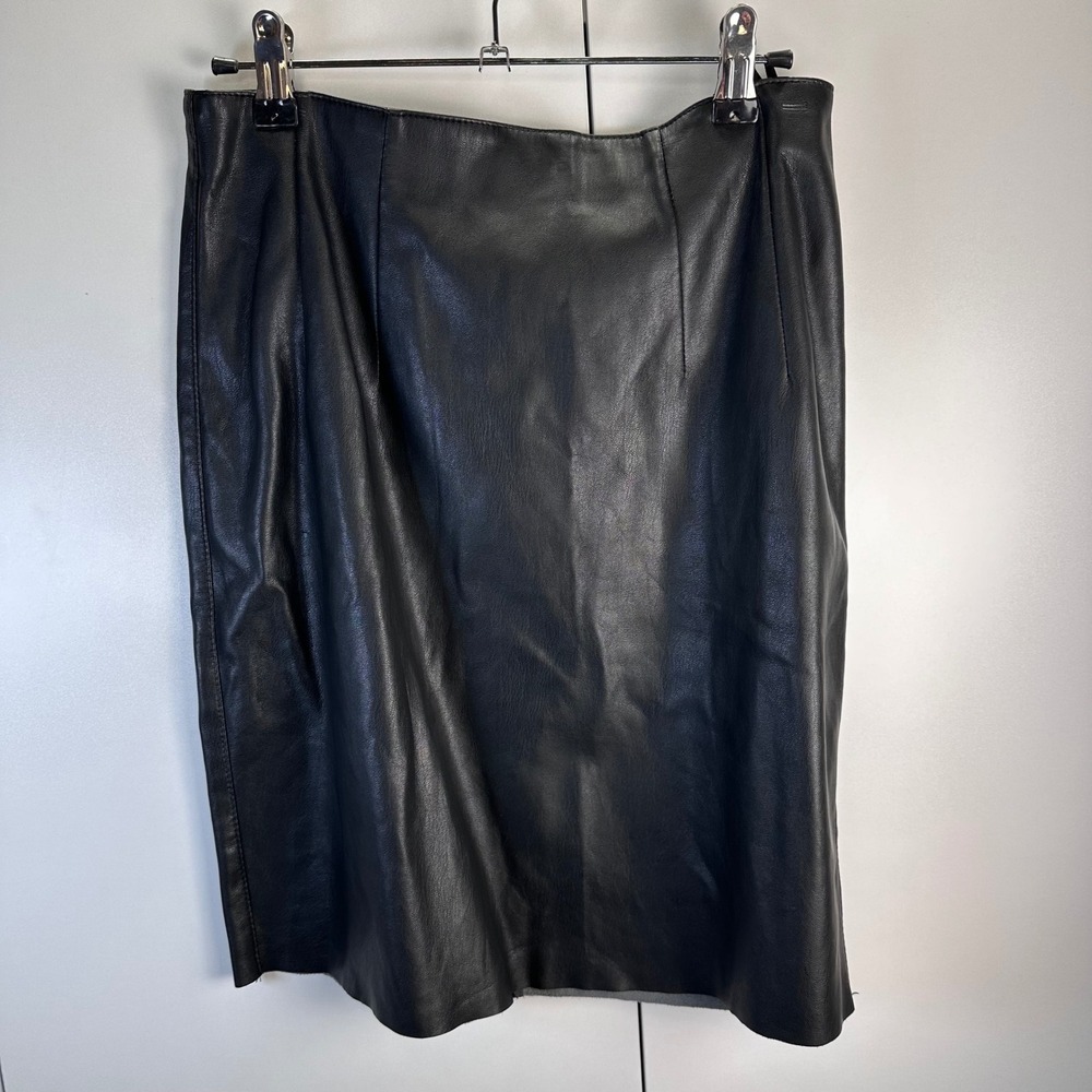 Forever 21 Black Faux Leather Midi Pencil Skirt Womens Size M Power Lux Staple